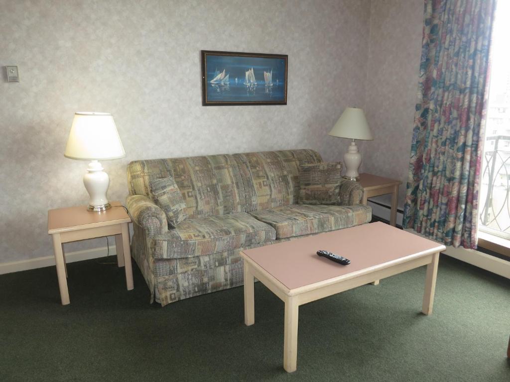 Tropicana Suite Hotel Vancouver Ruang foto